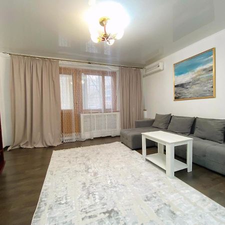אלמטי Comfortable Apartment, Samal 2 מראה חיצוני תמונה
