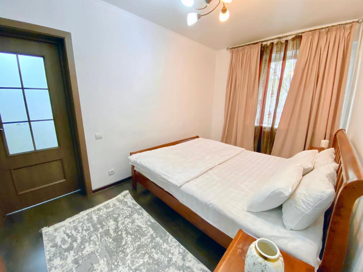 אלמטי Comfortable Apartment, Samal 2 מראה חיצוני תמונה